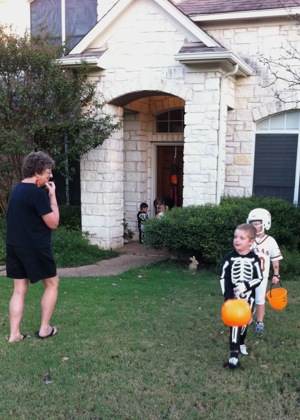 2010/10(Oct)/Halloween Fun/1024x768_2010-10-31-09 Halloween Ian Sydney.jpg